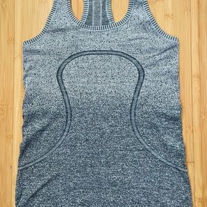 Gradient grey lululemon swiftly tech tank size 4